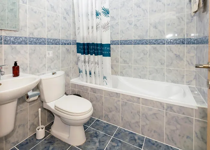 아파트 Sea View Apt*spacious Balcony*200m To The *